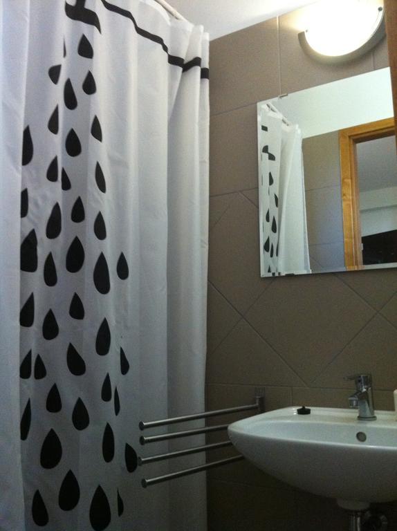 M0 Lakihegy Horgony U 10 Motel Szigetszentmiklos Room photo